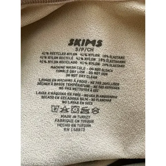 NEW SKIMS ~ Seamless Sculpt Brief Bodysuit Size Small Wedding EVENT - Picture 6 of 7